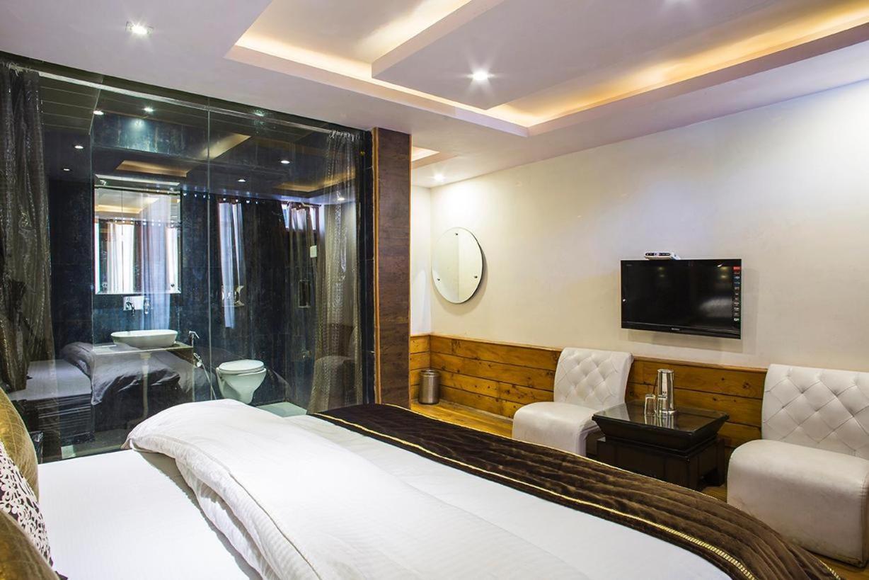 Hotel Sunrise Шимла Екстериор снимка